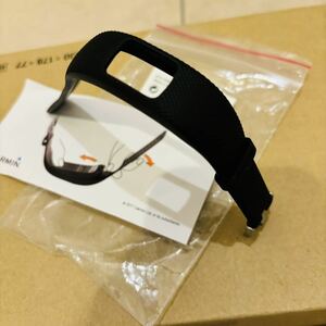 【１円～】開封済み未使用[Garmin ガーミン] vivofit 4 バンドのみ Bands, Black (Small/Medium), 010-12640-11