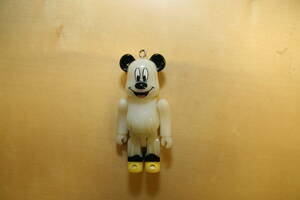 Happyくじ Disney HALLOWEEN MONSTER WOW! ベアブリック （BE@RBRICK）ミッキーマウス おばけ Ver 中古美品
