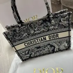 Dior Book Tote バッグ ミディアム