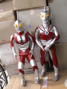 店頭ディスプレィサイズ　80ｃｍ　巨大ソフビフィギュア　ウルトラマン　ウルトラマンA　２体セット　ABCトイ製＜中古品＞