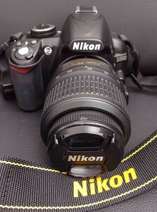 ＃1042 ニコン Nikon D3100 200㎜ダブルズームキット ブラック 18mm-55mm 55mm-200mmレンズ おまけSDカード付