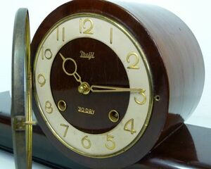 [IM] 明治時計　30DAY　日の出型　置き時計　機械時計　meiji 　木製　ゼンマイ式　昭和レトロ　当時物　アンティーク ゼンマイ