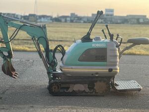 ミニユンボ コベルコ ユンボ 油圧ショベル KOBELCO バックホー SS1。使用時間301。 美品