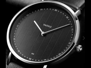 42-5★腕時計★新品★アナログのクォーツ腕時計(YAZOLE) 高級 Burberry スイス 新上陸 armani 限定品