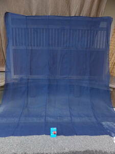 蚊帳に使われていたしっかりした青系薄手藍木綿古布・5幅繋ぎ・200×172㌢・重350g・リメイク素材
