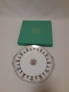 ベルナルド　PORCELAINES BERNARDAUD　箱付き　皿１枚