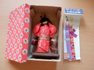 和紙人形 　　伝統工芸品　　少女の人形　　しおりびな　　昭和レトロ　　未使用品