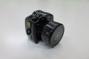 超小型　デジタルカメラ　デジカメ　コンパクト　Y2000 充電式 録画モード静止画撮影モード搭載 簡単操作 トイカメラ
