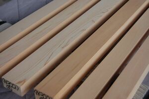 木曽桧 ヒノキ（天然材） 6本で12200円 角材 材木 木材 新品　