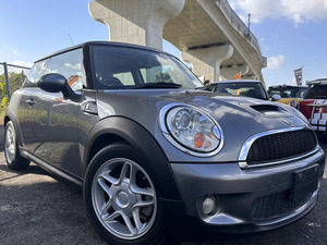 【諸費用コミ】:【MINI専門店】2009年 BMW MINI ミニ クーパー S 【大阪 中古車 関西発】6速MT 車検整備付き 修復歴無