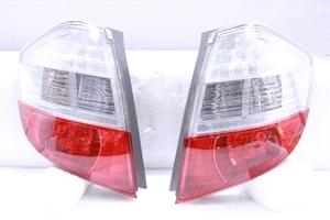 2X-1568★前期 LED GE8 フィット RS★左右テールライト STANLEY P7612 打刻:7 ASSY 純正★ホンダ (DM)