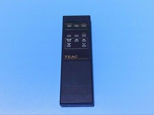 04島84　除菌・清掃済　TEAC カセットデッキ用 リモコン「RC-393」 　赤外線発光確認済