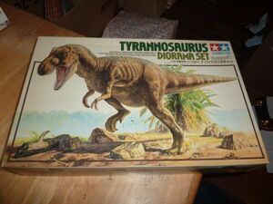1/35　ティラノサウルス情景セット　タミヤ　恐竜世界シリーズNo.2　ジオラマ