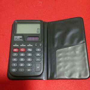 カシオ　ソーラー電卓　カバー付き　7×13センチ　８桁　　日本製　計算機　事務用品