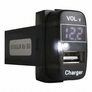【ミツビシA】 デリカD:5 D5 CV1/2/5 LED発光：ホワイト 電圧計表示 USBポート 充電 12V 2.1A 増設 パネル USBスイッチホールカバー