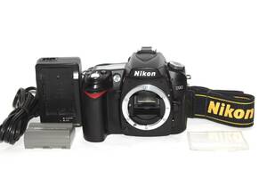 【美品】Nikon D90 ショット数2,820回　ニコン