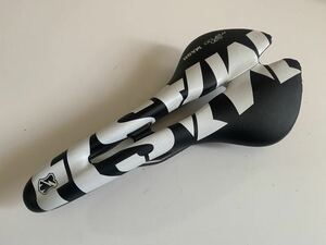 限定 SELLE SAN MARCO × MASH aspide サドル セラサンマルコ ピスト