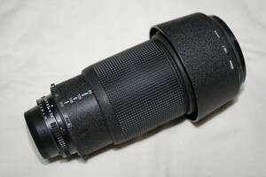 ★　Nikon　ニコン　ED　★　AF NIKKOR 80-200mm 1:2.8 D　【 HB-7 付き 】