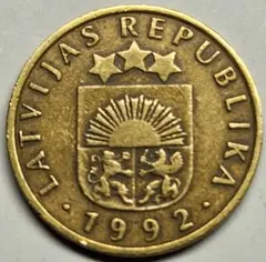 ヴィンテージラトビア5 サンティミ1992年国章硬貨