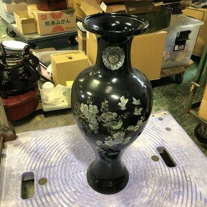 G611 送料無料 大花瓶 花器 漆器 黒い ブラック 鳥花柄 工芸品 アンティーク 高さ約60cm 螺鈿　中国　時代