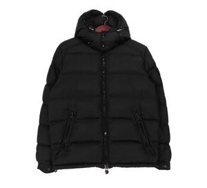 モンクレール MONCLER ■ 【 MAYA GIUBBOTTO D20914036605 53227 】 マヤ アーム ロゴ ダウン ジャケット w18438