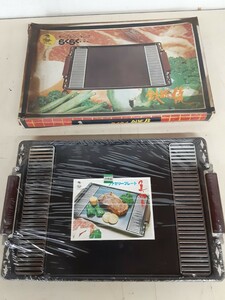 陶器4】昭和レトロ！卓上 鉄板　キャンプ アウトドア　BBQ バーベキュー レジャー テーブルクッキング 調理器具　キッチン雑貨　現状