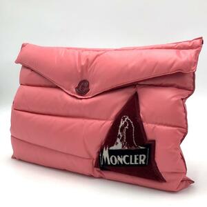 ［非売品・極美品］モンクレール MONCLER クラッチバッグ　ダウン　ピンク　ワッペン