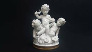 N-113 UNTER WEISS BACH ウンターヴァイスバッハ プッティ フィギュリン 天使 男の子陶磁器 置物 ドイツ Putti figurine ornament Germany