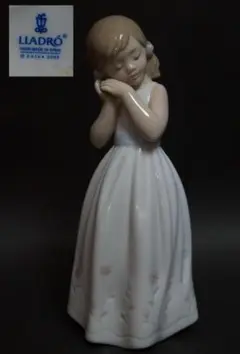 LLADRO リヤドロ 愛らしい『我が家のプリンセス 』 フィギュリン スペイン