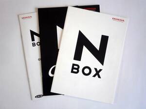 ☆　メーカーカタログ　 HONDA　ホンダ　　 N-BOX/N-BOX Custom　　　2011.12版　　　　自宅保管品