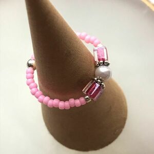 1円～　♪　ハンドメイド　約11号　ピンクのビーズのリング