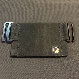 ONE 80Pouch パスポートホルダー