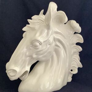オブジェ ホワイトホース 陶器製 頭部 高さ48㎝ 白馬 ホースヘッド 白磁 Pottery