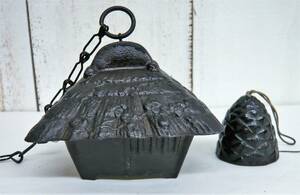 伝統工芸 金属工芸 鋳造 南部鉄器「趣味の風鈴 吊東屋 美しい音色です Made in japan MORIOKA NANBU」　　
