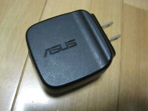 [即決]ASUS 純正 Nexus7 5V/2A USB ACアダプタ AD83531.