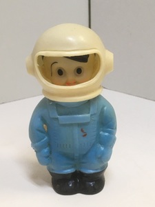 昭和レトロ　古い信用金庫の信ちゃんソフビ貯金箱　宇宙服