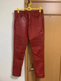 値下げ❗️ザラ　zara man フェイクレザーパンツ  EUR42 レッド