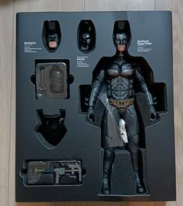 バットマン BATMAN THE DARK KNIGHT COLLECTIBLE FIGURE DX02 1/6 ホットトイズ HOT TOYS アメコミ