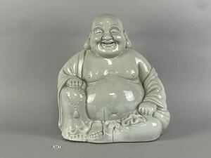 庄梅G347-100 中国美術　徳化白磁　仏像　弥勒菩薩　置物　仏教美術　古美術