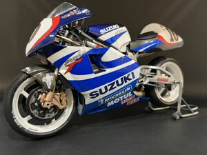 完成品 SUZUKI RGV-Γ XR89 スズキ ガンマ バイク タミヤ 1/12 オートバイシリーズNO81 プラモデル 