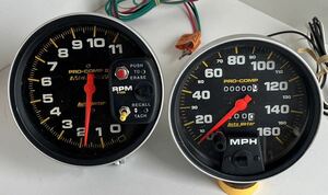 オートメータープロコンポ AutoMeter PRO-COMP スピードメーター タコメーター セット NO.3952