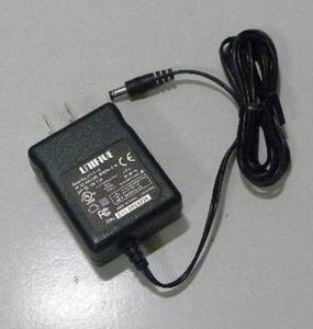 S0846(SLL) 【美品】 UNIFIVE　US318-12　DC12V 1.5A
