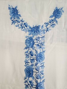カシミヤ　布地　生地　ワンピース用　手刺繍　刺繍　インド・カシミール製　ハンドメイド　ヴィンテージ