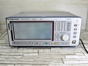 ■Rohde&Schwarz SMT06 5kHz-6.0GHz SIGNAL GENERATOR 信号発生器 ローデ・シュワルツ