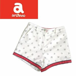 新品同様 最高級 archivio ロゴ 音符 総柄 ストレッチ ゴルフパンツ ショートパンツ レディース36 アルチビオ ゴルフウェア 白 2309101