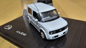 即決　京商　カラーサンプル　日産　純正　ディーラー特注　CUBE　キューブ　Z11　1/43　完売　絶版　レア