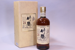 p-1916　未開栓古酒　NIKKA PURE MALT WHISKY ニッカ ピュアモルト ウイスキー 竹鶴 21年 700mL