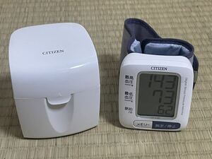 CITIZEN シチズン 手首式血圧計 CH-650F 手首式 健康管理 ホワイト ヘルスケア