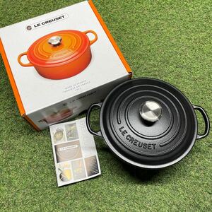 GX523 LE CREUSET ル・クルーゼ 両手鍋2117720-20cm ココット ロンド ホーロー鍋 料理 調理器具 ブラック 箱汚れ有り 未使用 保管品 鍋