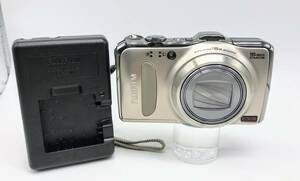 蘇や(MAY58)　1円スタート！デジタルカメラ　FUJIFILM　FINEPIX F600EXR　本体+充電器 簡易動作確認済み　中古品　コンパクトサイズ